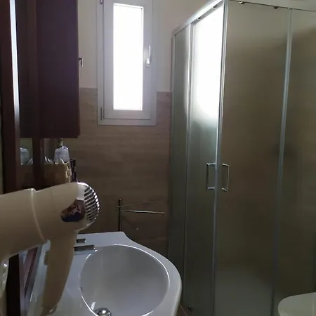 Whites-locazione Turistica * Surbo
