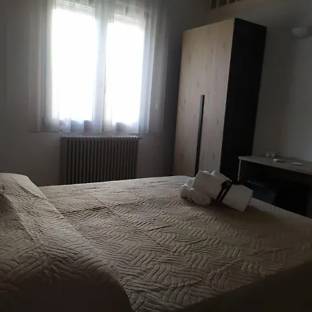Whites-locazione Turistica Surbo